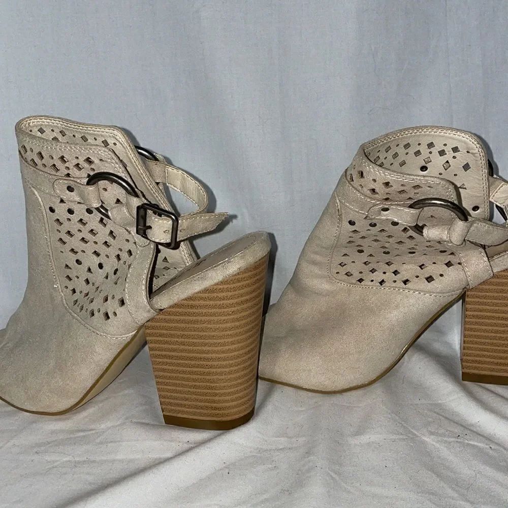 Just fad open toe sling back wide heal - Picture 9 of 12